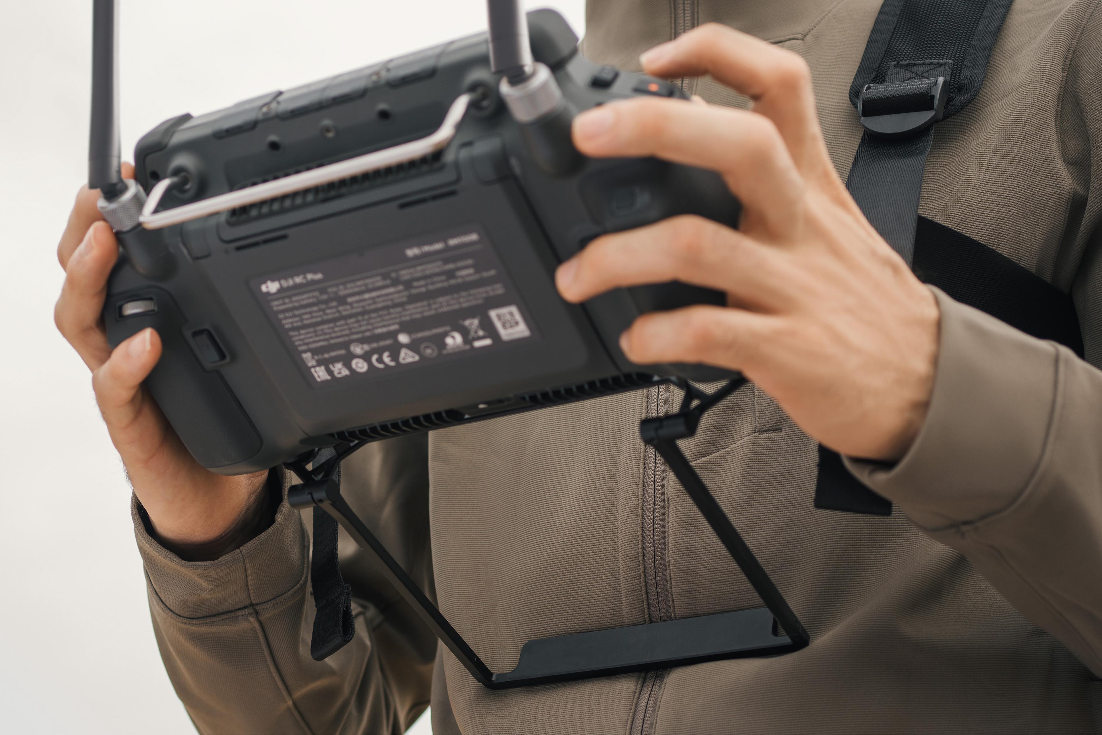 Support Poitrine Pour Télécommande DJI RC 2/1 - Mains Libres Pour Drone Mini 4 Pro, Mavic 3, Air 3 - Réglable, Pliable