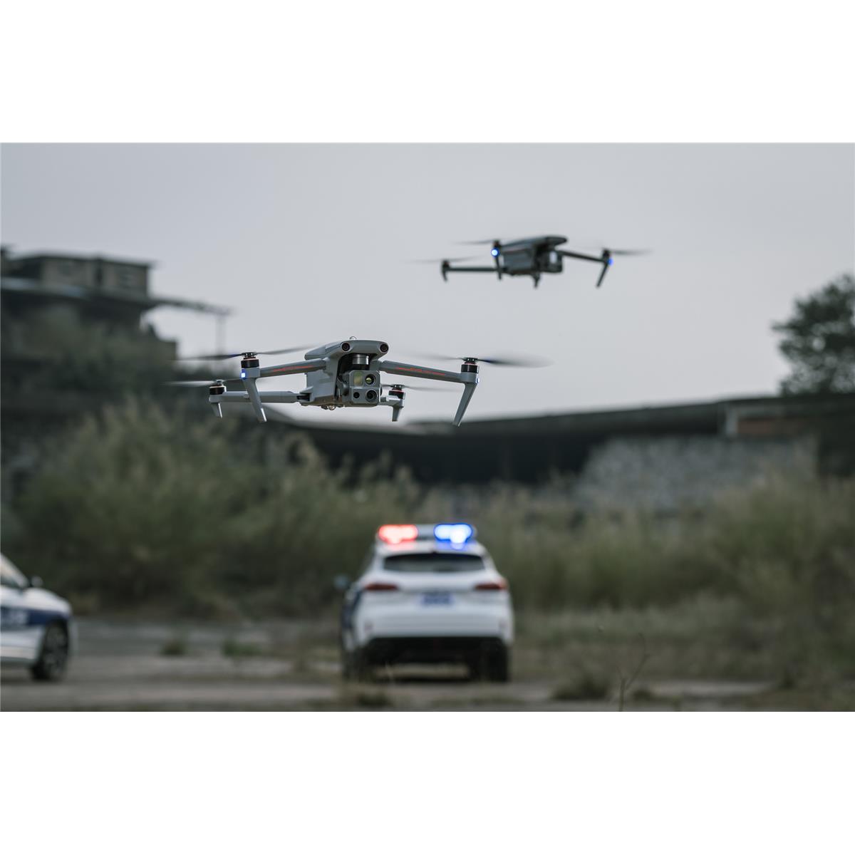 Autel Robotics EVO Max 4T Autel Robotics EVO Max 4T Industrial Drone with Smart Controller V3 Autel Florida Drone Supply Autel Robotics EVO Max 4T 8K Drone with Smart Controller