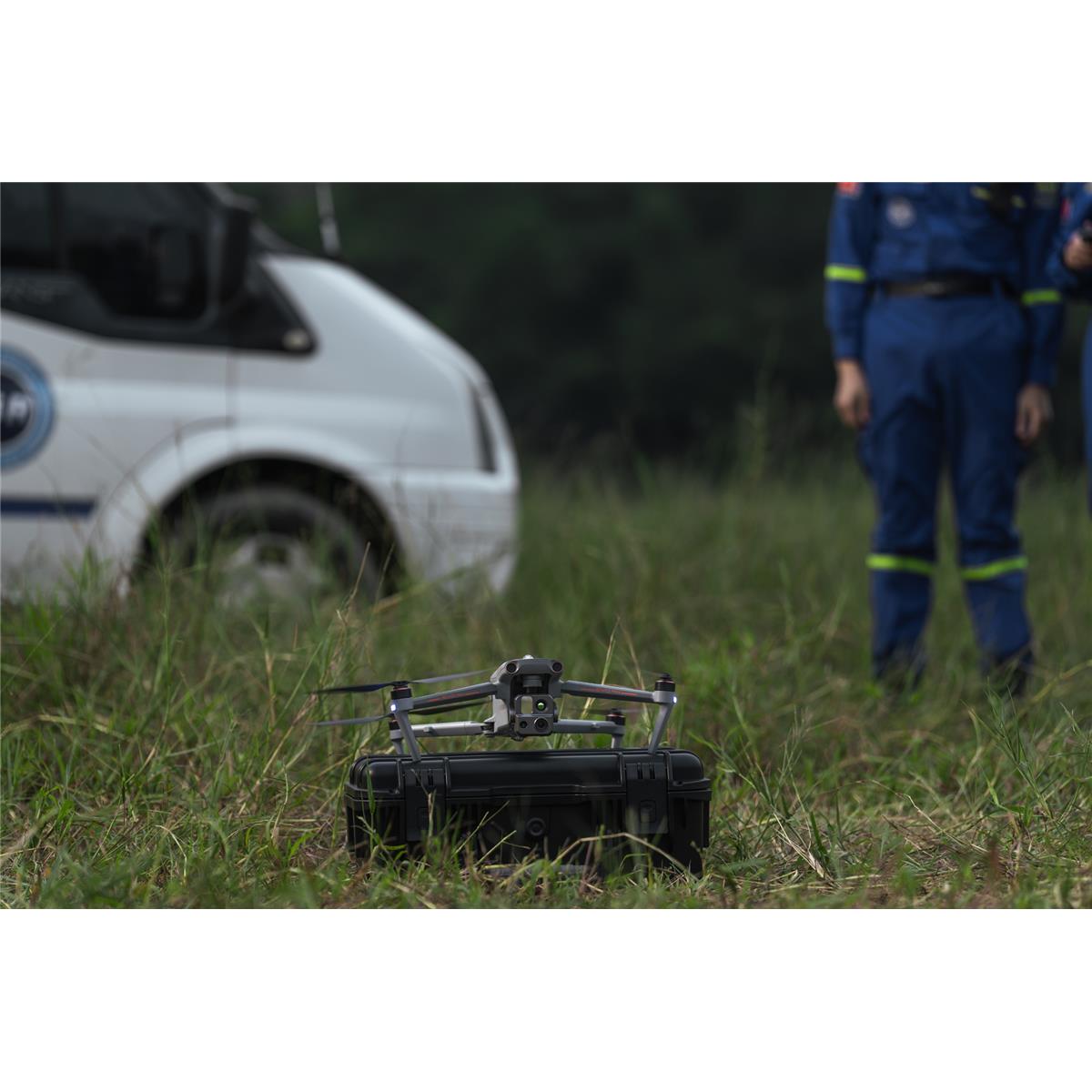 Autel Robotics EVO Max 4T Autel Robotics EVO Max 4T Industrial Drone with Smart Controller V3 Autel Florida Drone Supply Autel Robotics EVO Max 4T 8K Drone with Smart Controller